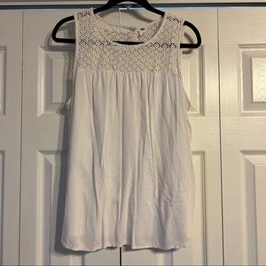 Old Navy tank with crochet detail